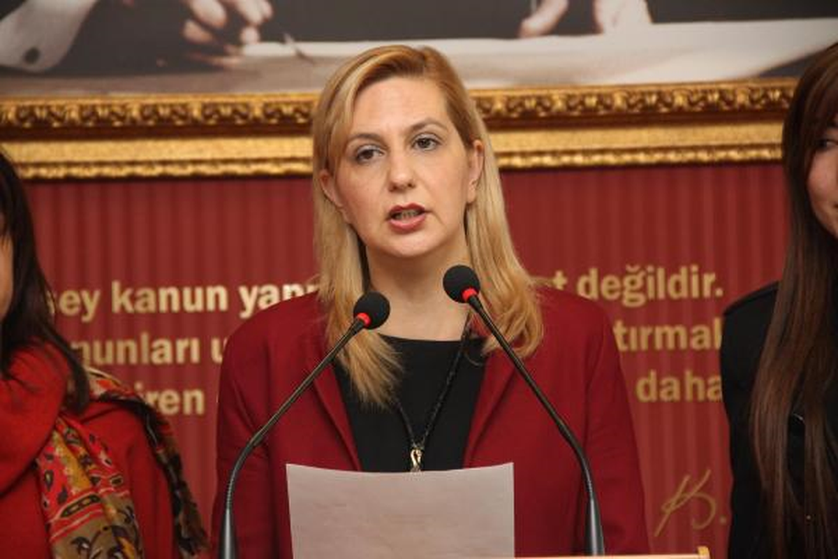Mersin Barosu\'ndan Kadın Adaylara Destek