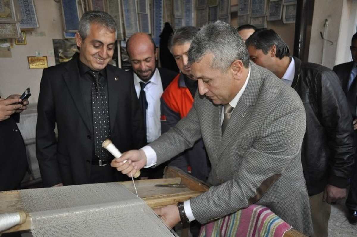 MHP Büyükşehir Belediye Başkan Adayı Mustafa Özsoy Hacılar\'da