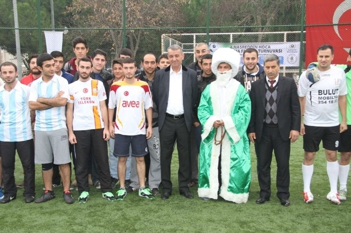 Nasrettin Hoca Turnuvası\'nın İlk Vuruşu Başkan Şenol\'dan