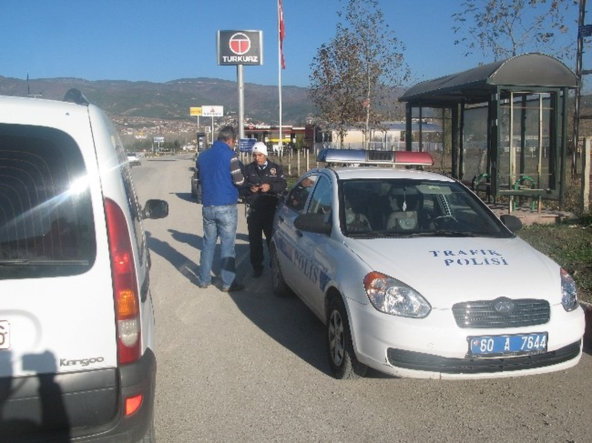 Niksar\'da Emniyet Kemeri Uygulaması