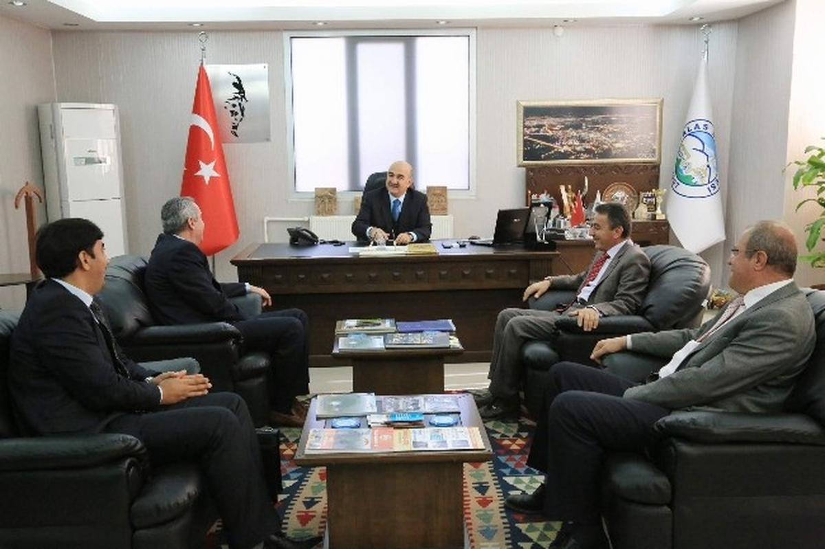 Talas\'ta \'Tatlı\' Görüşme