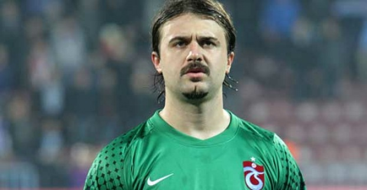 Trabzonspor, Onur Recep Kıvrak\'ın Sözleşmesini Uzatıyor