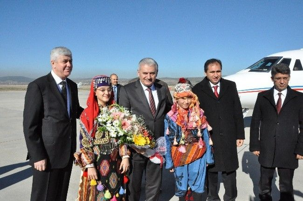 Ulaştırma, Denizcilik ve Haberleşme Bakanı Yıldırım Uşak\'ta