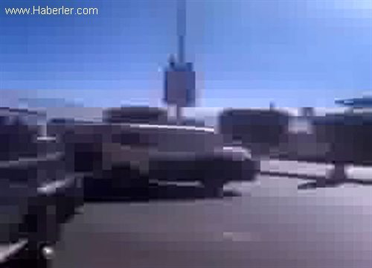 Yemen\'de Savunma Bakanlığı\'na Saldırı... Ölenlerin Sayısı 25\'e Yükseldi