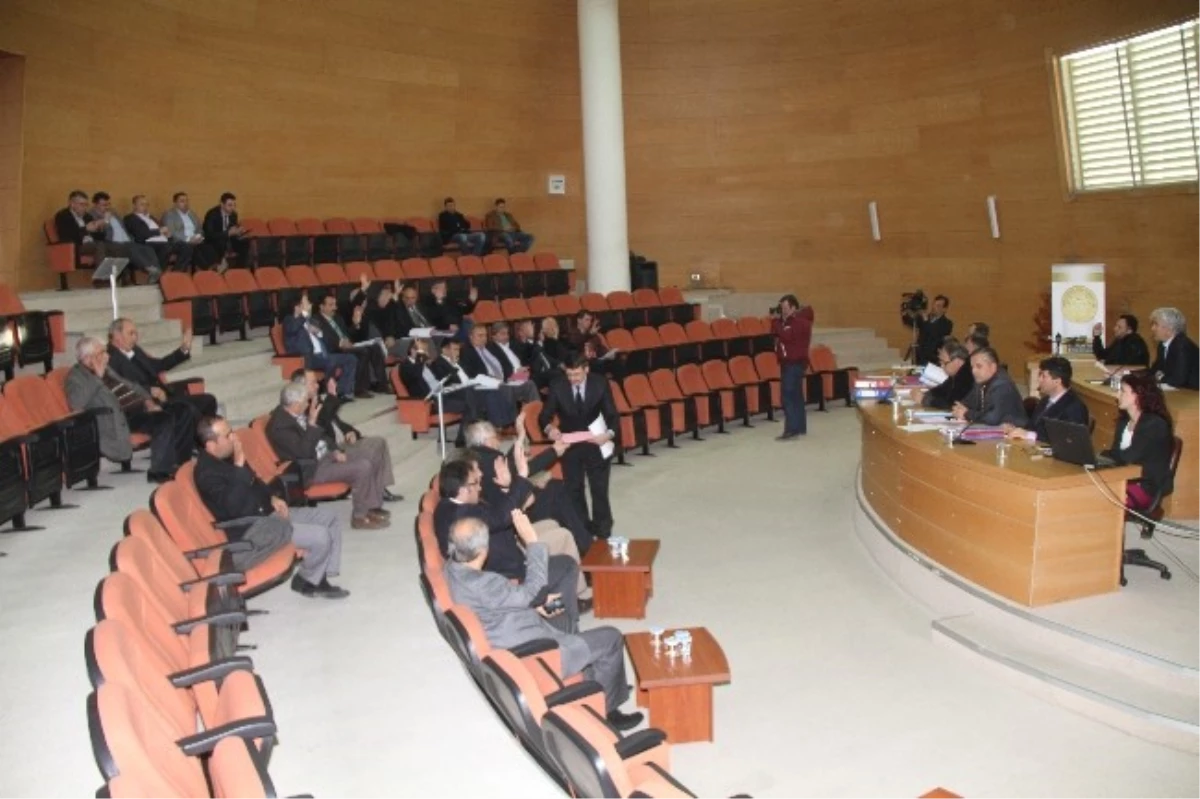 Akhisar Belediyesi 2014 Yılı Bütçesi Kabul Edildi