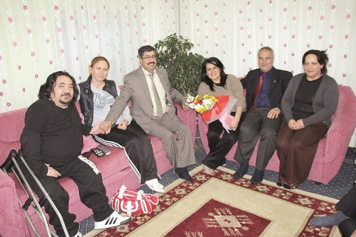 Aksaray\'da Engelliler Derneğine Ziyaret