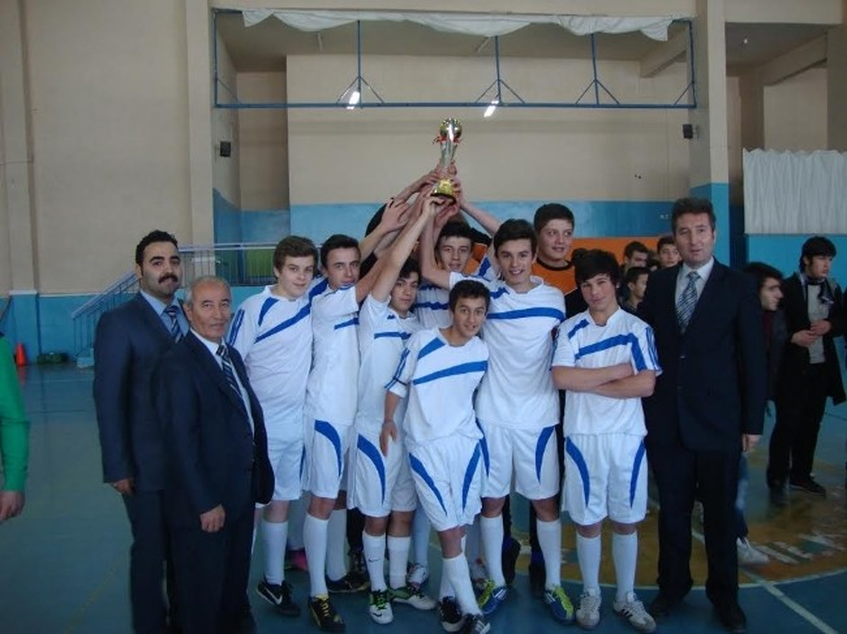 Bilecik\'te Kızlı Erkekli Futbol Turnuvası