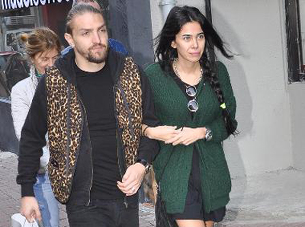 Caner Erkin ile Eşi Asena Nişantaşı\'nda Görüntülendi