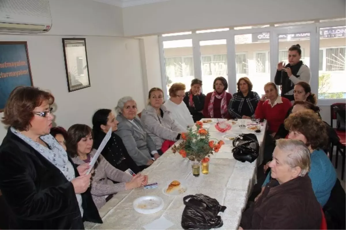 CHP\'li Kadınlardan Dünya Kadın Hakları Günü Mesajı