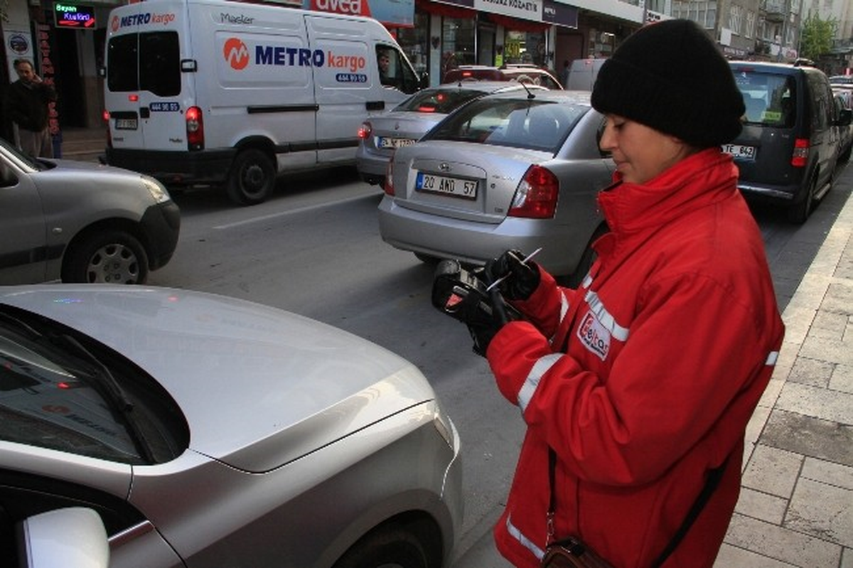 Denizli\'de Cep Otoparkları Trafiği Rahatlatıyor
