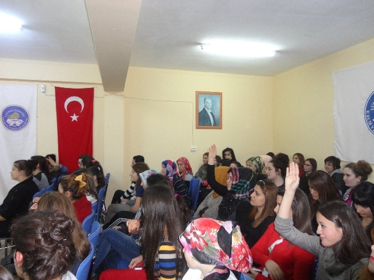 Devrek Yurt-Kur Müdürlüğü\'nde Öğrencilere Seminer