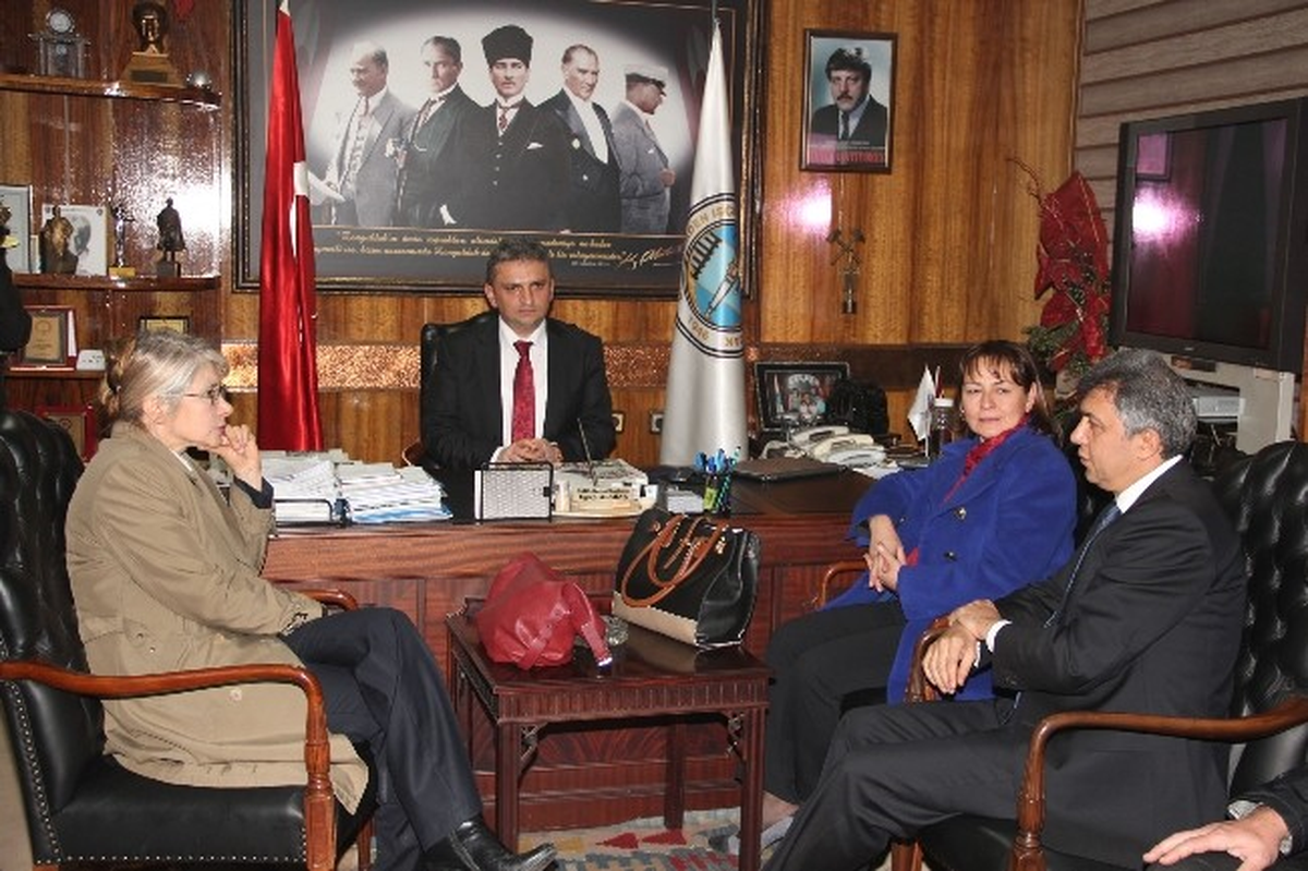 Emine Ülker Tarhan, Gmis\'i Ziyaret Etti