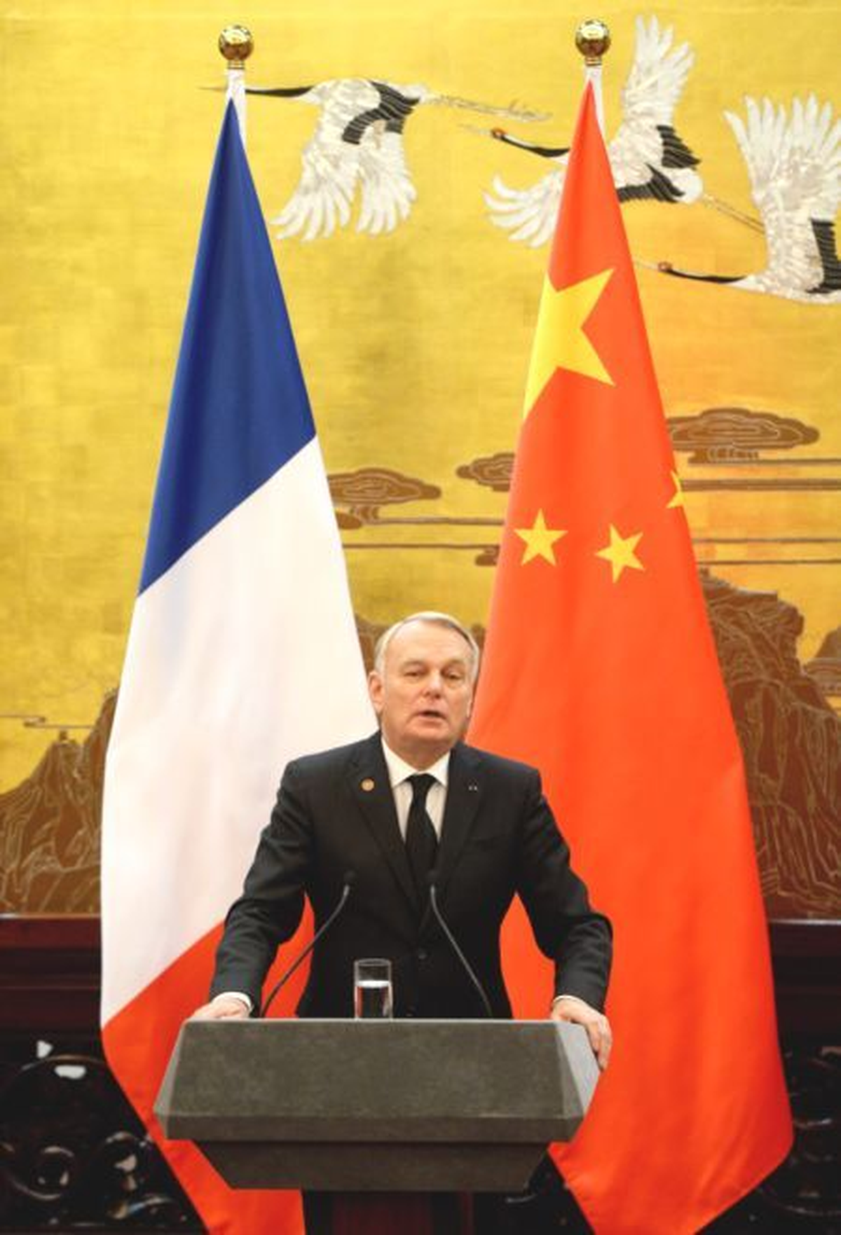 Fransa Başbakanı Ayrault, Çin Başbakanı Kıçiang İle Görüştü