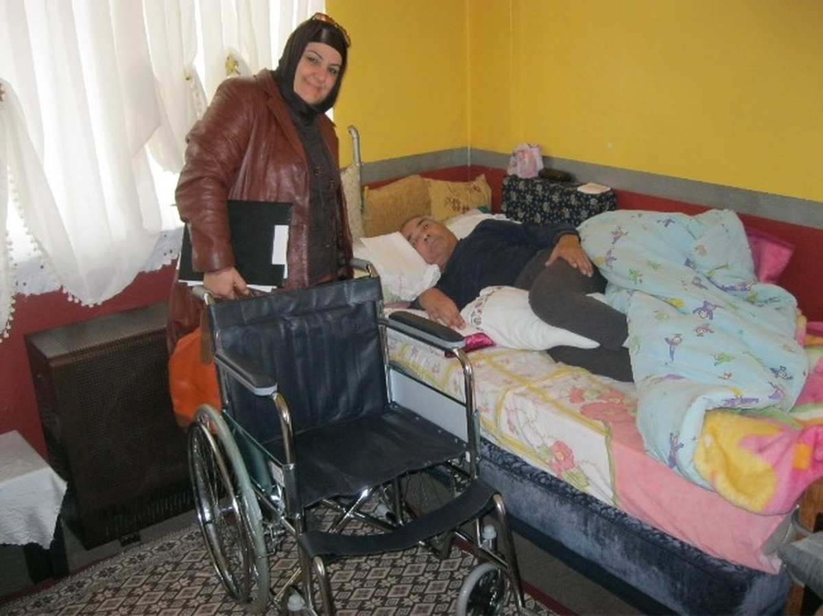 İzmit Belediyesi\'nden Tekerlekli Sandalye