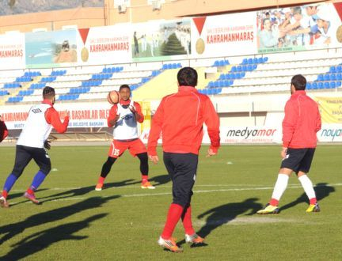 Kahramanmaraşspor\'da Gaziantep Büyükşehir Belediyespor Maçı Hazırlıkları
