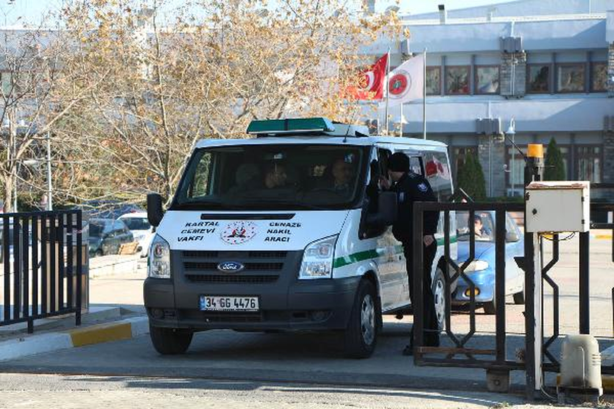 Kahvaltı Sonrası Hayatını Kaybeden İki Kardeşin Cenazesi Adli Tıp Kurumu\'ndan Alındı