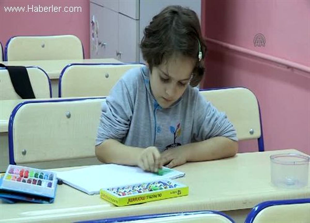 Küçük ressamın büyük başarısı