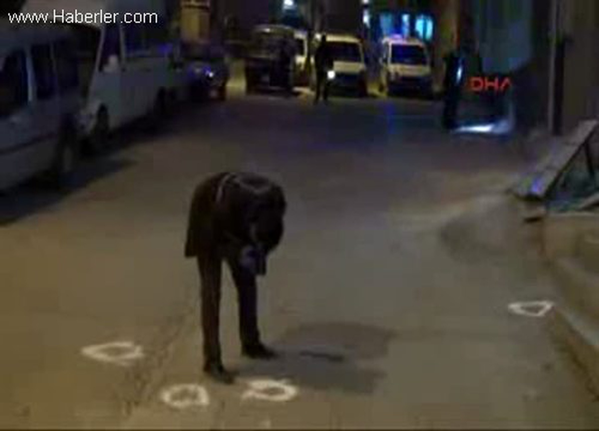 Kuzenler Arasında Silahlı Kavga: 2 Yaralı