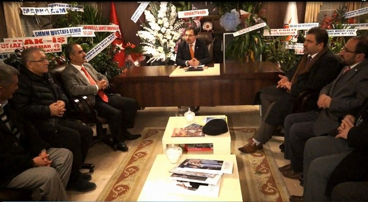 Muhtarlar Derneği\'nden, AK Parti İl Başkanı Şahin\'e Ziyaret