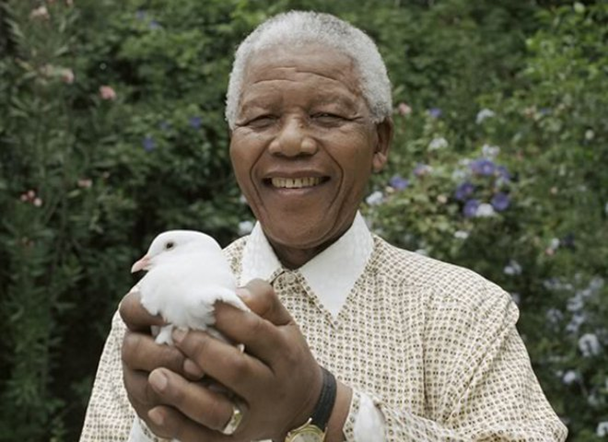 Nelson Mandela\'nın Hayatını Kaybetmesi