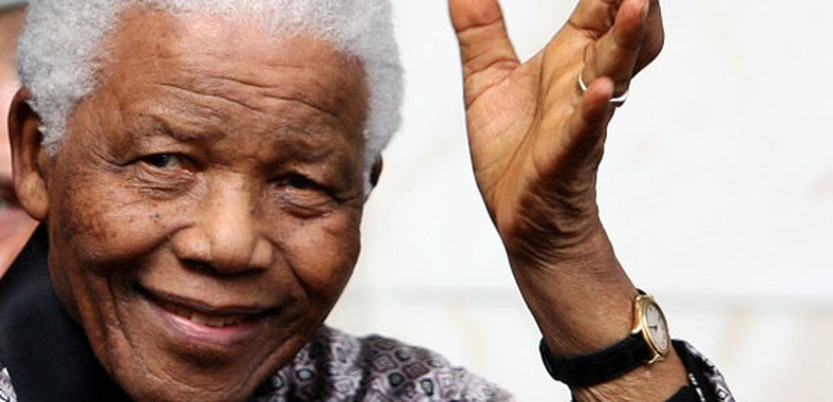 Nelson Mandela\'nın Hayatını Kaybetmesi
