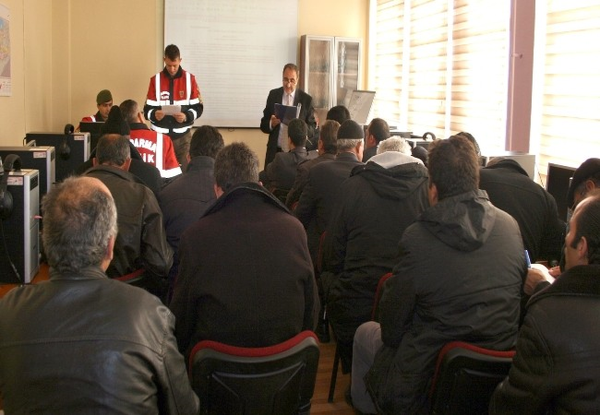 Okul Taşıtı Sürücüleri İçin Eğitim Semineri Verildi
