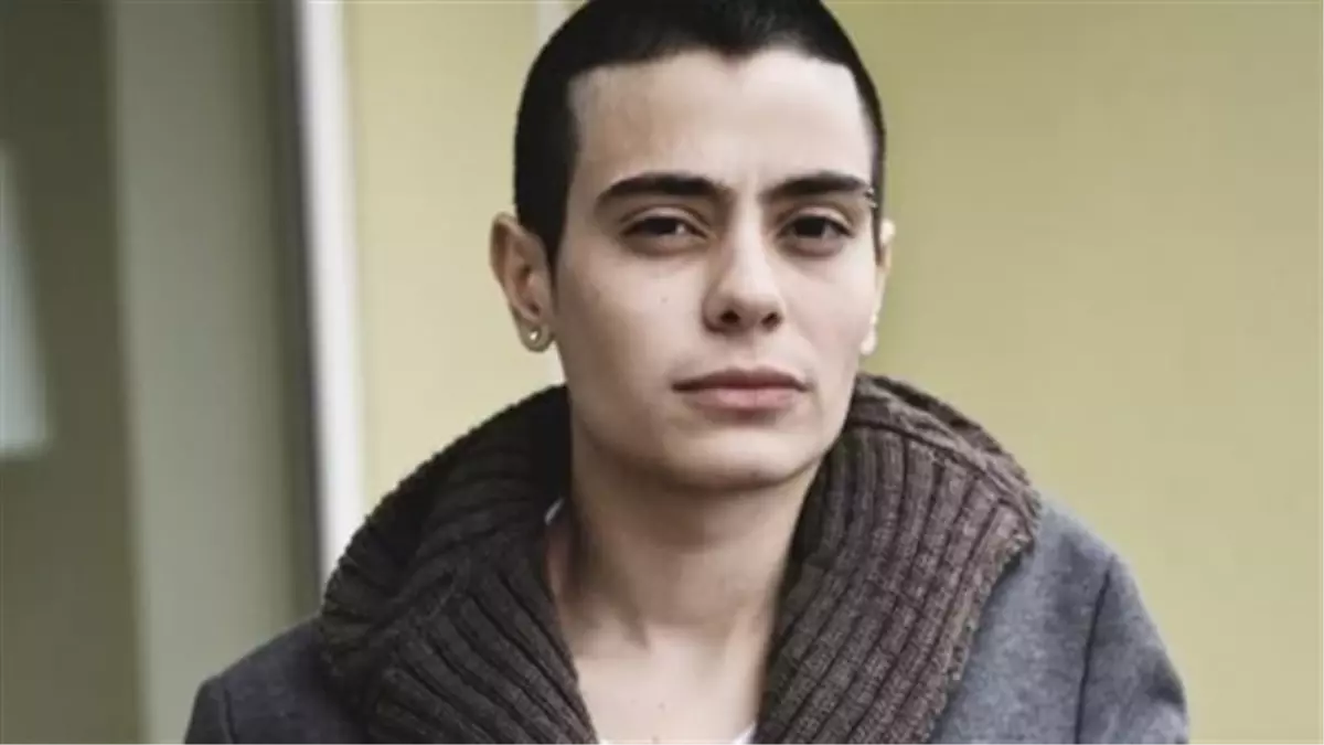 Rüzgar Erkoçlar\'ın Hayatı Oyun Oldu