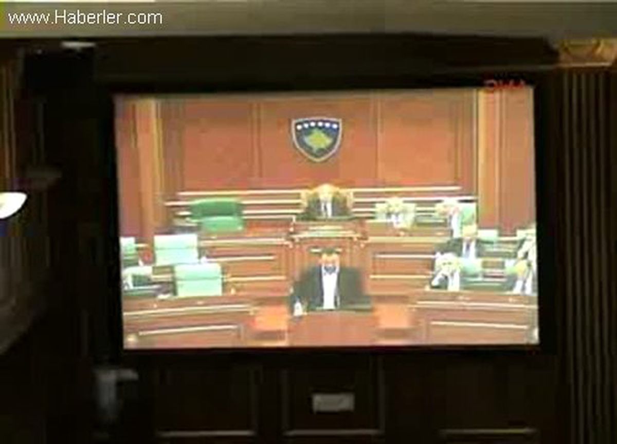 Taçi ve Daçiç Brüksel\'de Görüştü... Sırplar da Kosova Emniyetinde Olacak