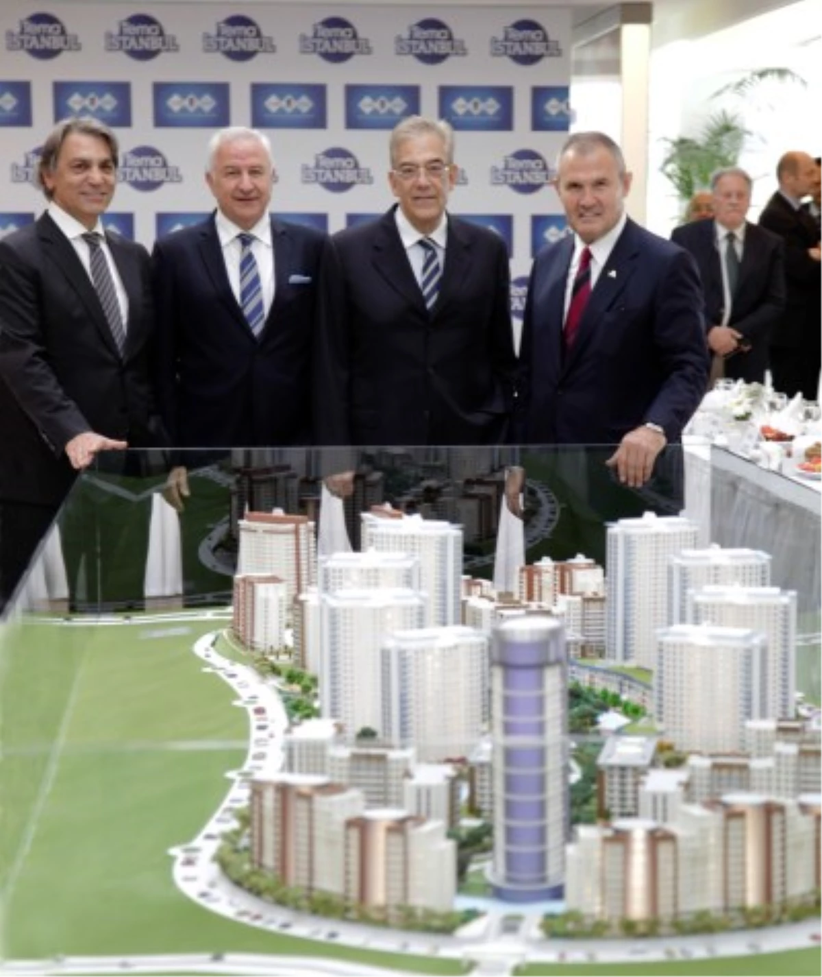 Tema İstanbul Başarılarını, Emlak 2013 Fuarı\'na da Taşıdı