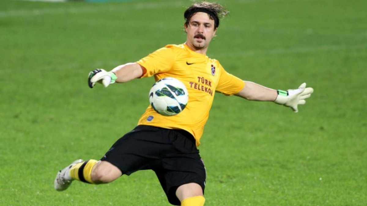 Trabzonspor, Kalecisi Onur Recep Kıvrak İle Anlaştı