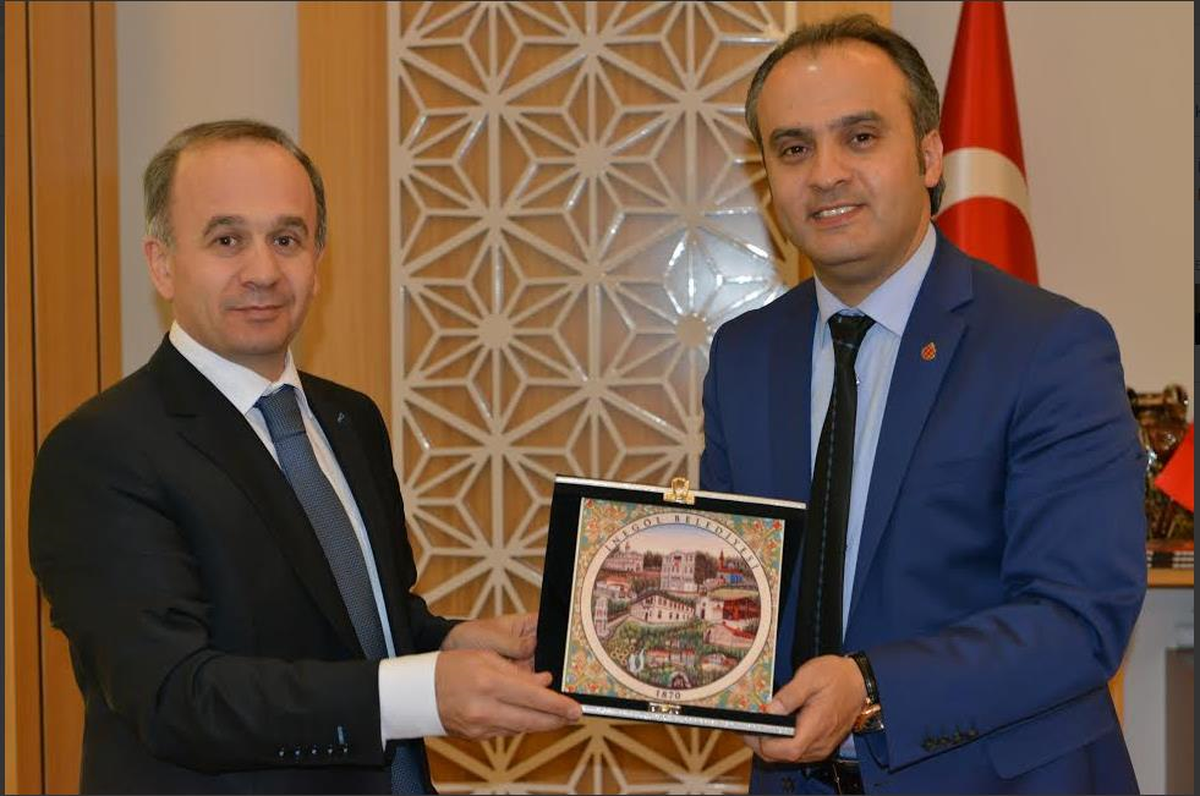 Alinur Başkan\' a Nezaket Ziyareti