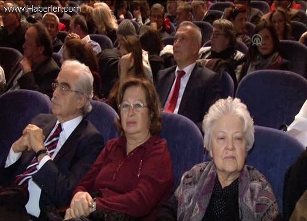"Antakya Medeniyetler Korosu" konser verdi