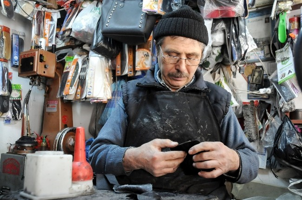 Ayakkabı Tamirciliği Mesleği Can Çekişiyor
