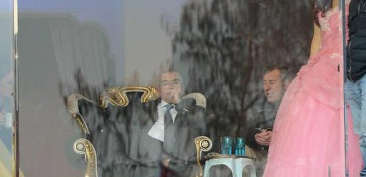 Başbakan Eleştirdi, CHP\'li Belediye Başkanı Dinledi