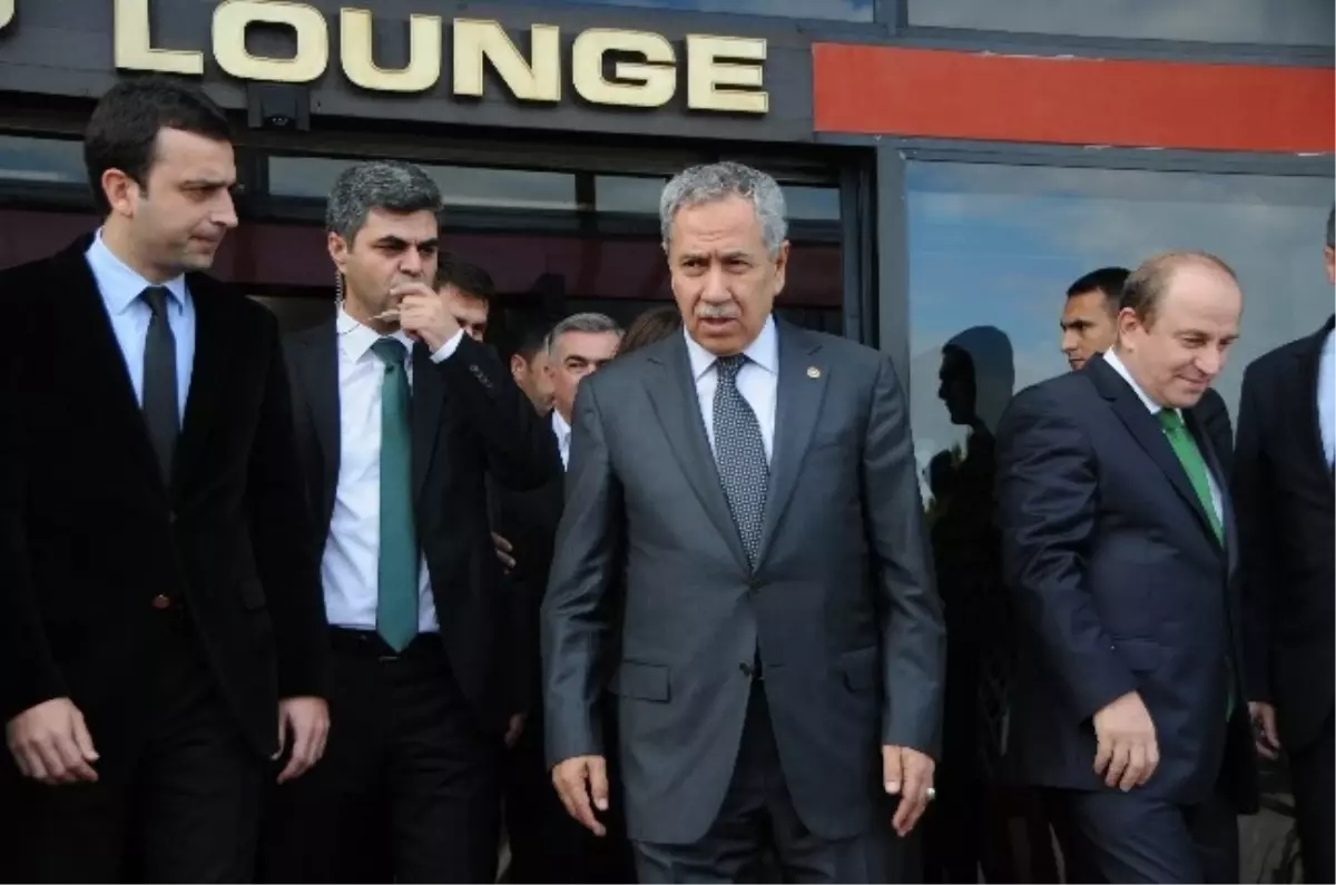 Başbakan Yardımcısı Arınç Antalya\'da