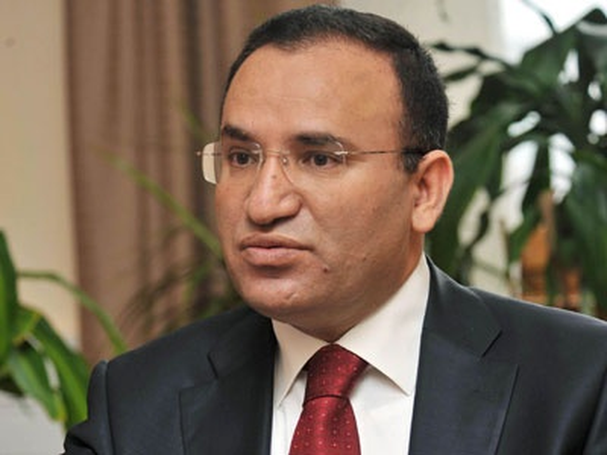 Başbakan Yardımcısı Bozdağ.