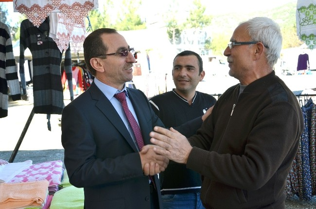 AK Parti Aday Adayı Karlı, Esnaf ve Vatandaşlarla Buluştu