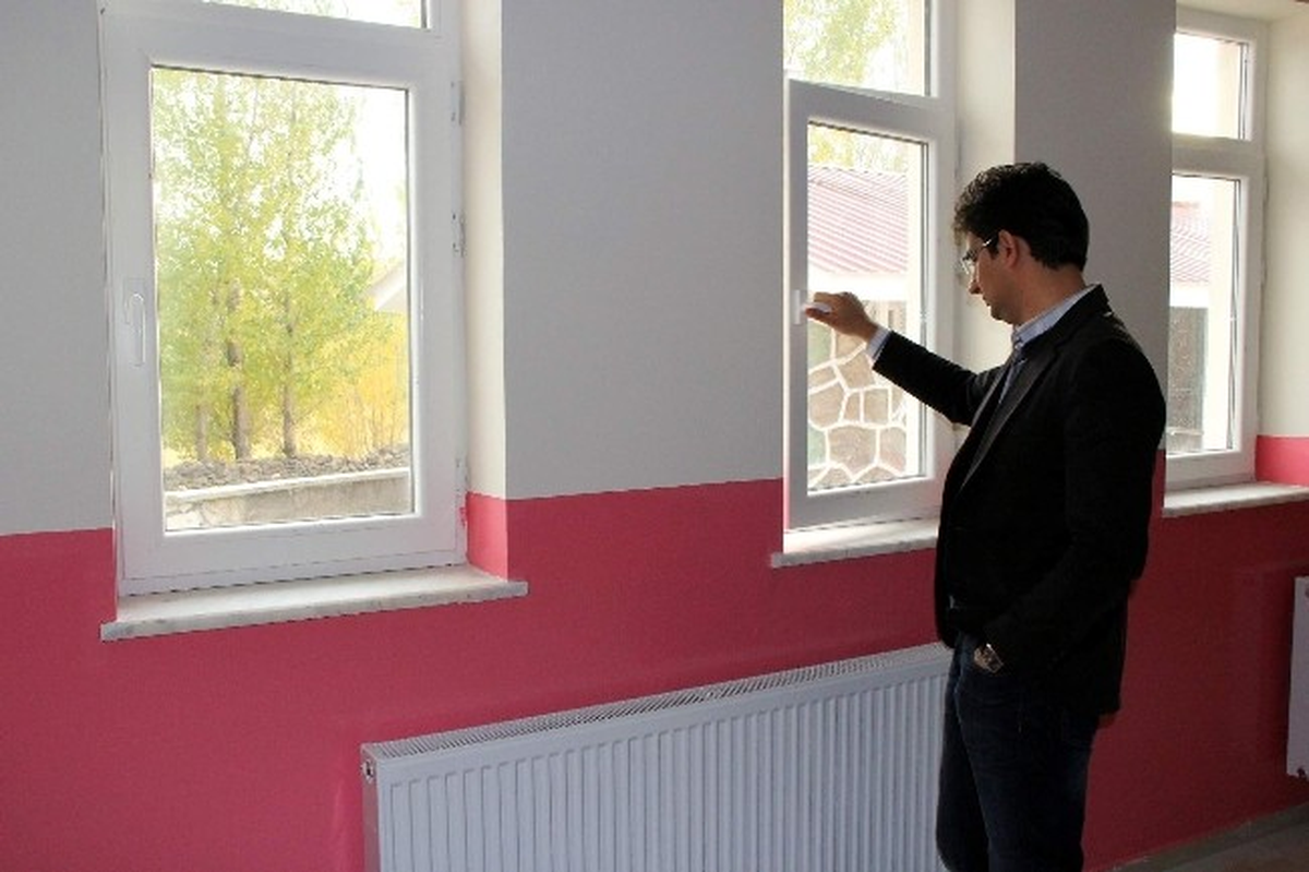 Erciş\'te Köylere Yüksek Standartta 40 Yeni Derslik