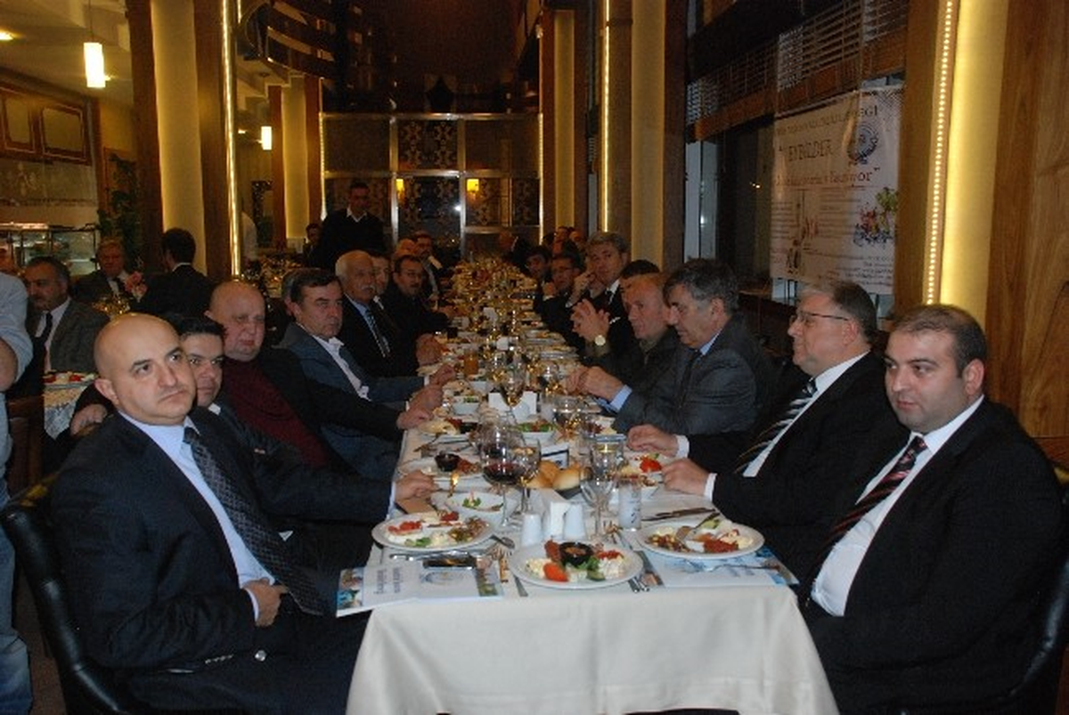 EYBİLDER Üyeleri Yemekte Bir Araya Geldi