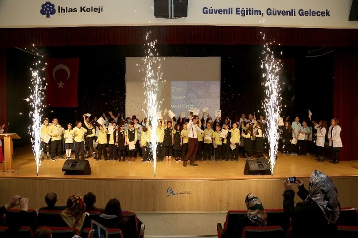 İhlas Koleji\'nin İngilizcesine Cambrıdge Onayı