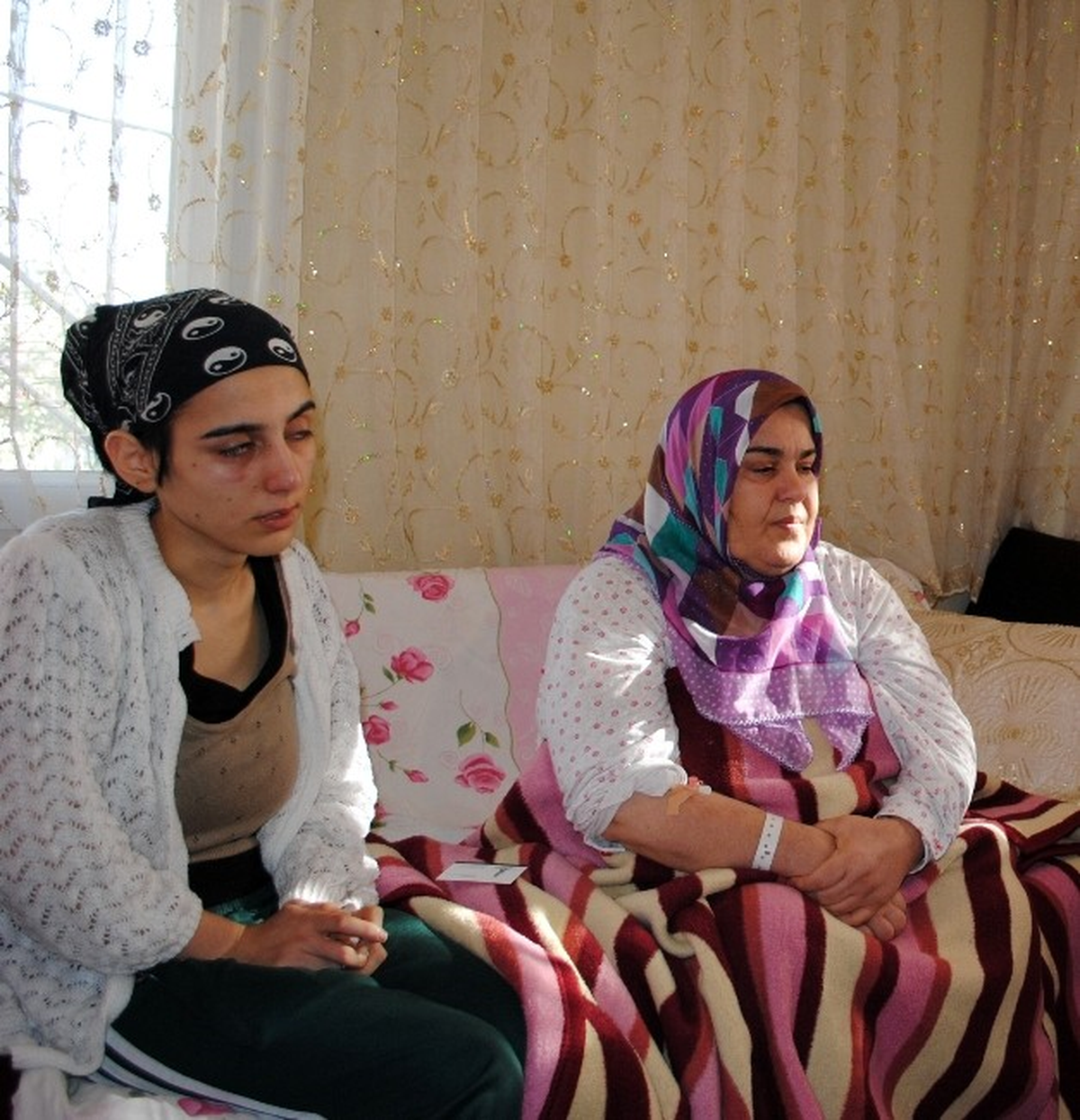 Kas Hastası Genç Kıza Başkan Erdem Sahip Çıktı