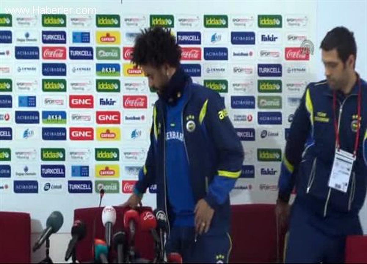 Fenerli Webo: Takım Futbolu İçin Hep Beraber Savaşıyoruz