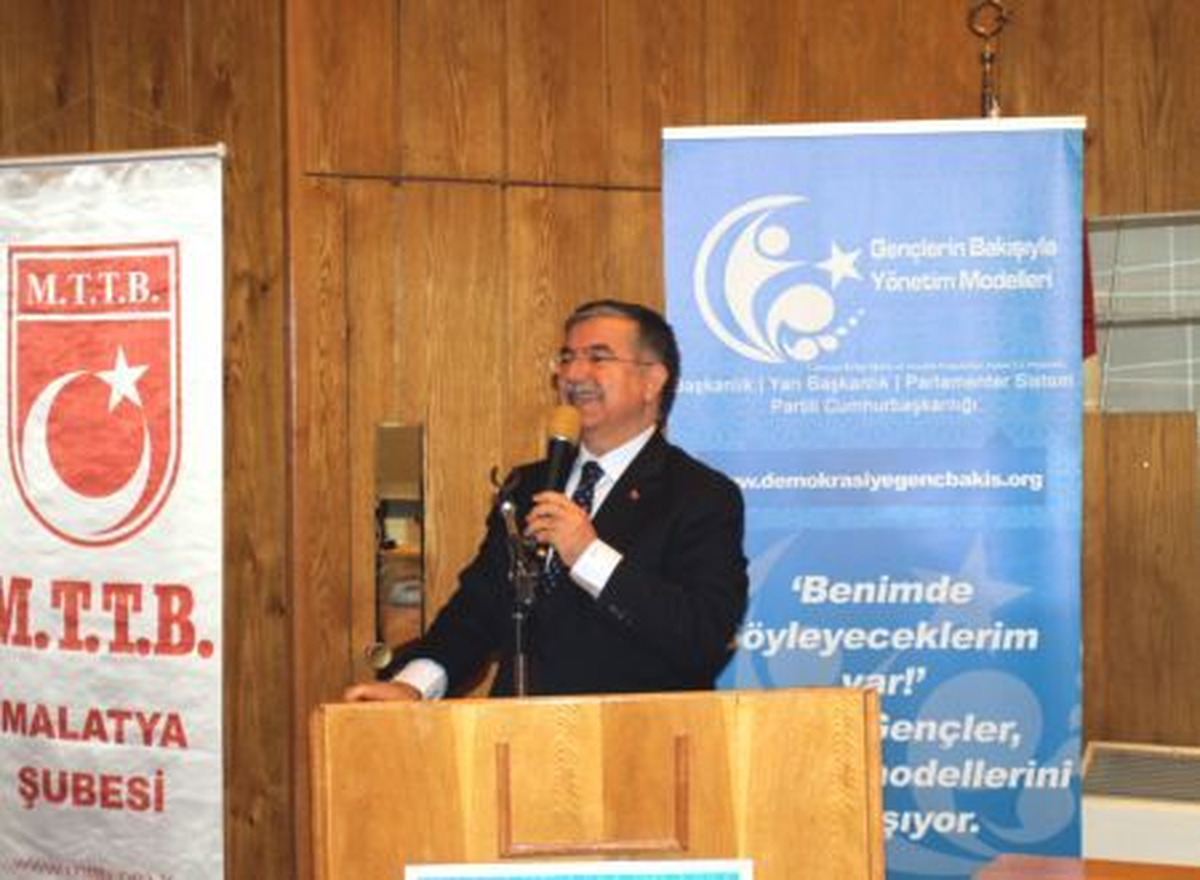 Milli Savunma Bakanı Yılmaz, Malatya\'da