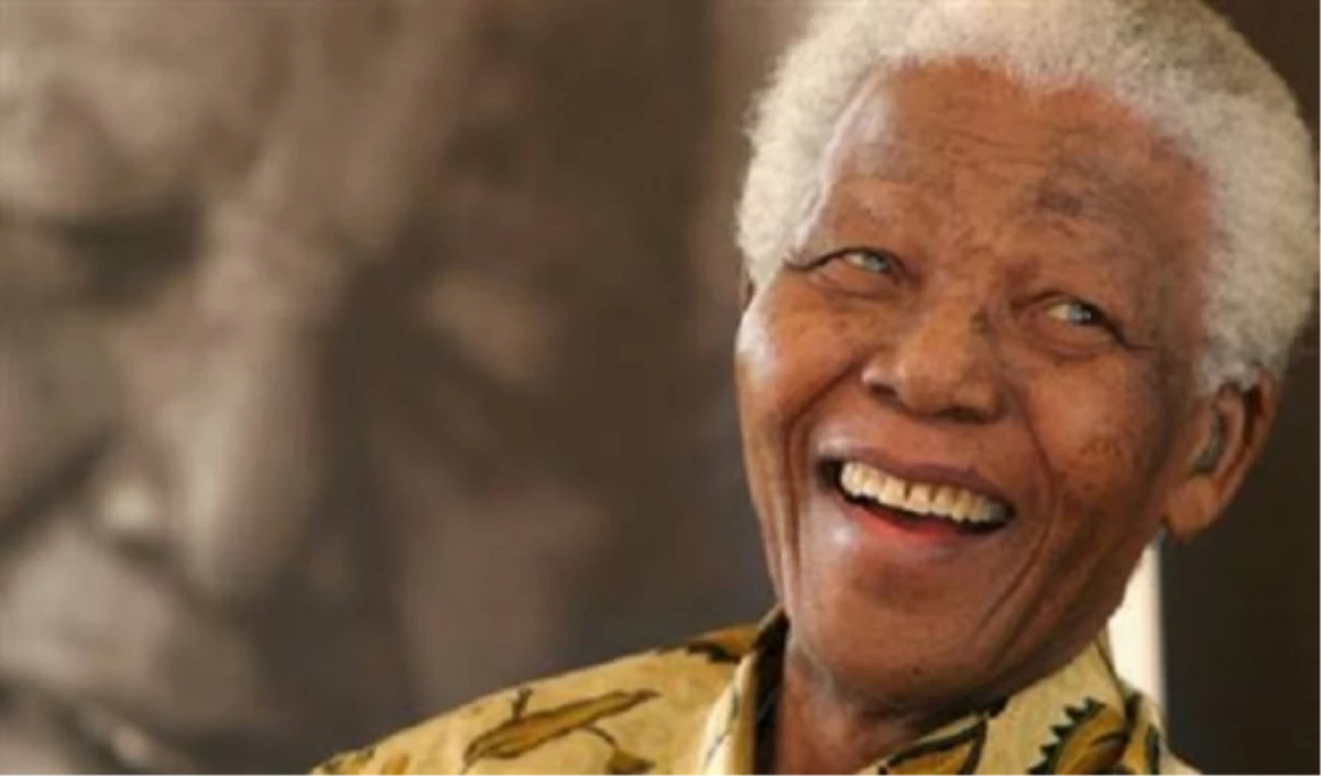 Nelson Mandela\'nın Hayatını Kaybetmesi