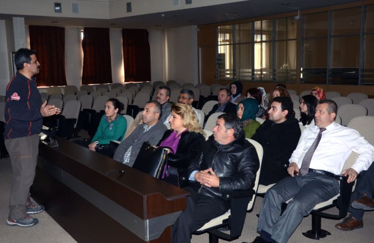 Osmangazi Belediyesi Çalışanlarına Afet Eğitimi Verildi