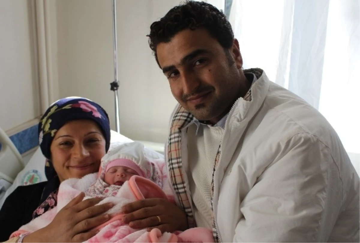 (Özel Haber) Suriyeli Çiftin \'Umut\'u Doğdu