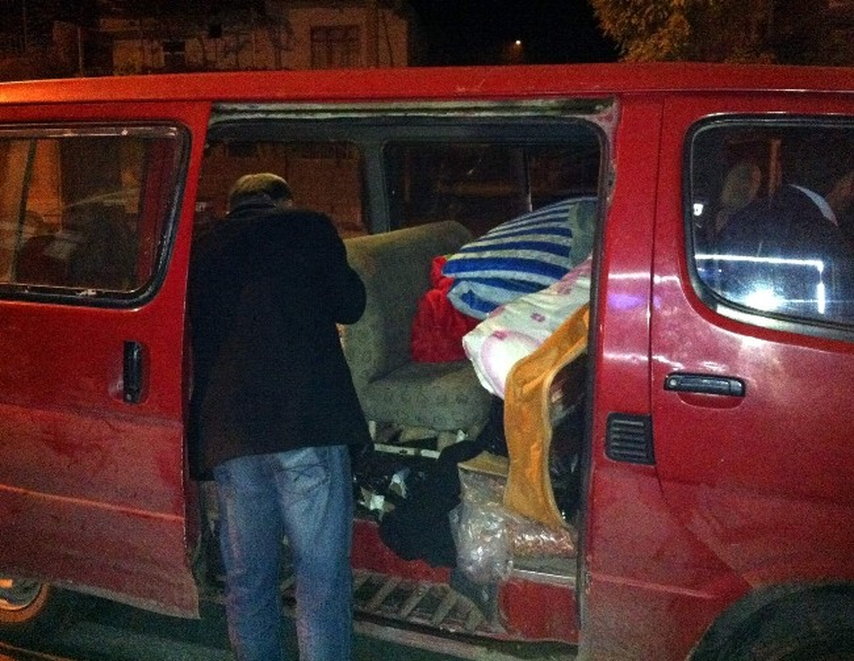 Polis Ekipleri Şüpheli Aracı Didik Didik Aradı