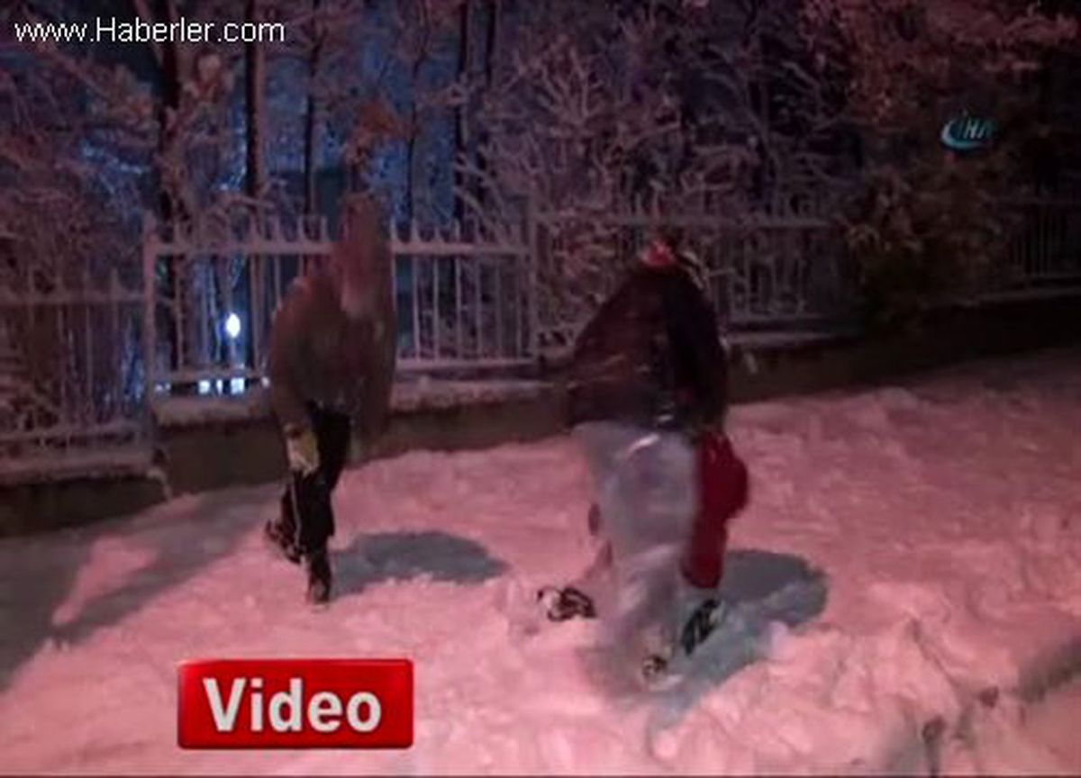 Ankara\'da Çocukların Kar Sevinci
