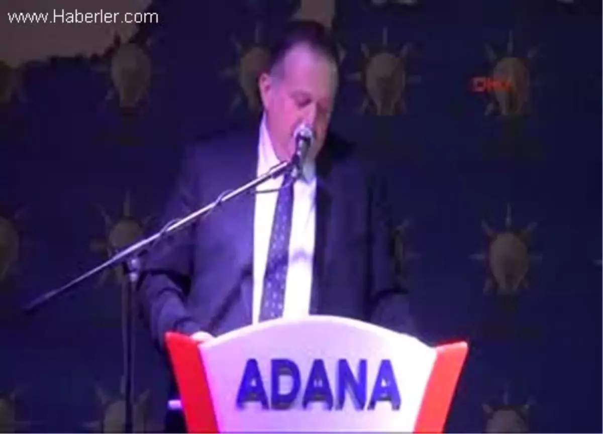 Bakan Çelik: Ak Partililer Sadece Hakkın ve Halkın Önünde Eğilir