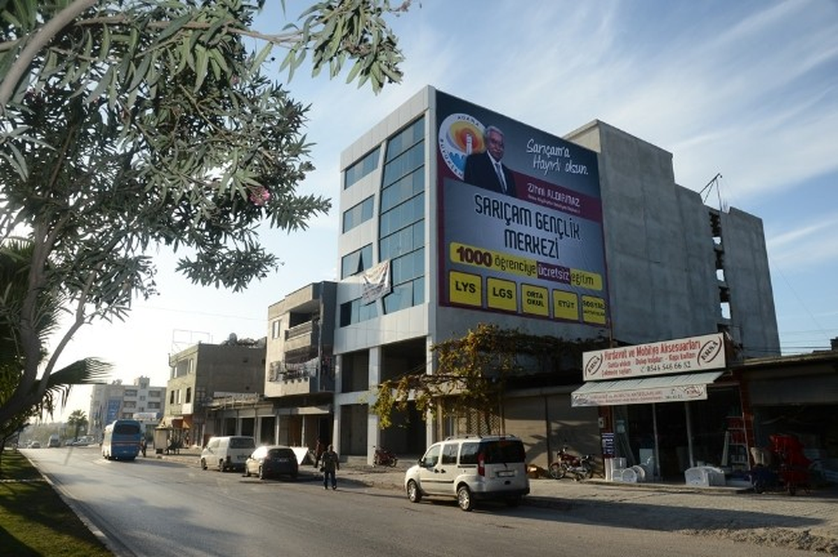 Büyükşehir\'den Sarıçam\'a Gençlik Merkezi